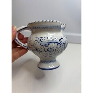 BLUE WHITE MILK JUGS PEINT LA MAIN HANDGEMALT HANDPAINTED CONTINENTAL POTTERY